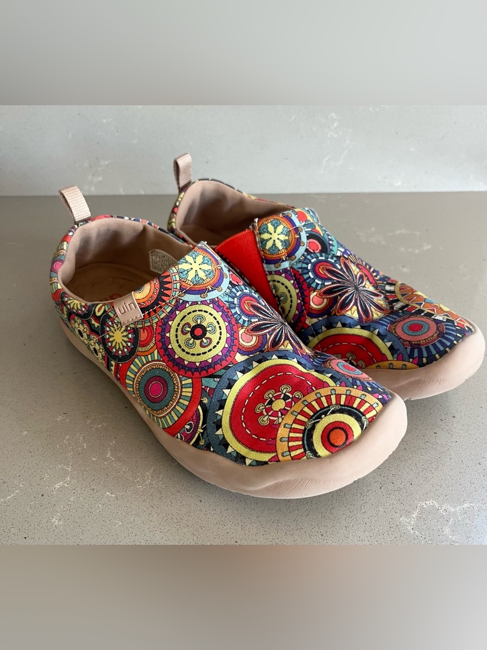UIN Toledo Blossom Floral Art Printed Canvas Slip On Loafer Sneaker Women’s 7